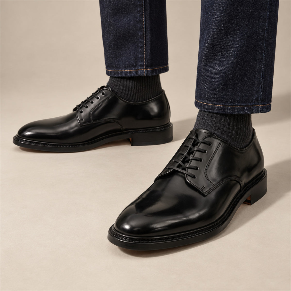 PASCH 267130B Black shell cordovan footwear, on-foot view with both feet