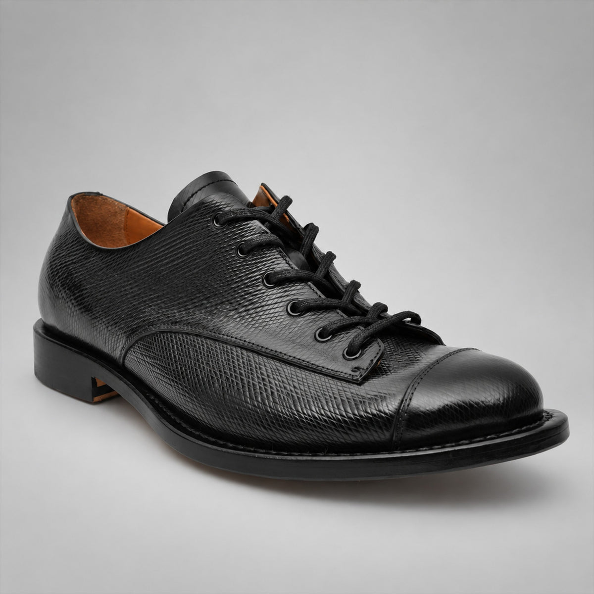 PASCH 267111B Black shell cordovan footwear, angle view