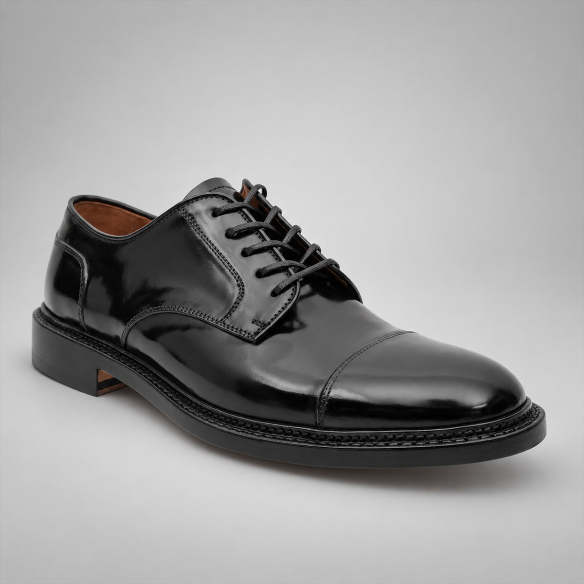 PASCH 267123B Black shell cordovan footwear, angle view