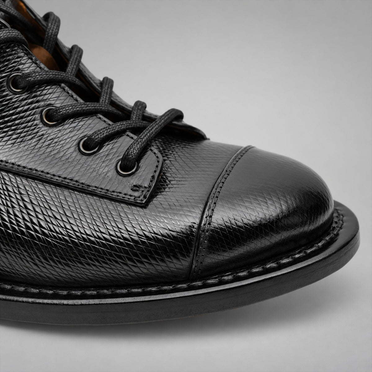 PASCH 267111B Black shell cordovan footwear, leather detail view