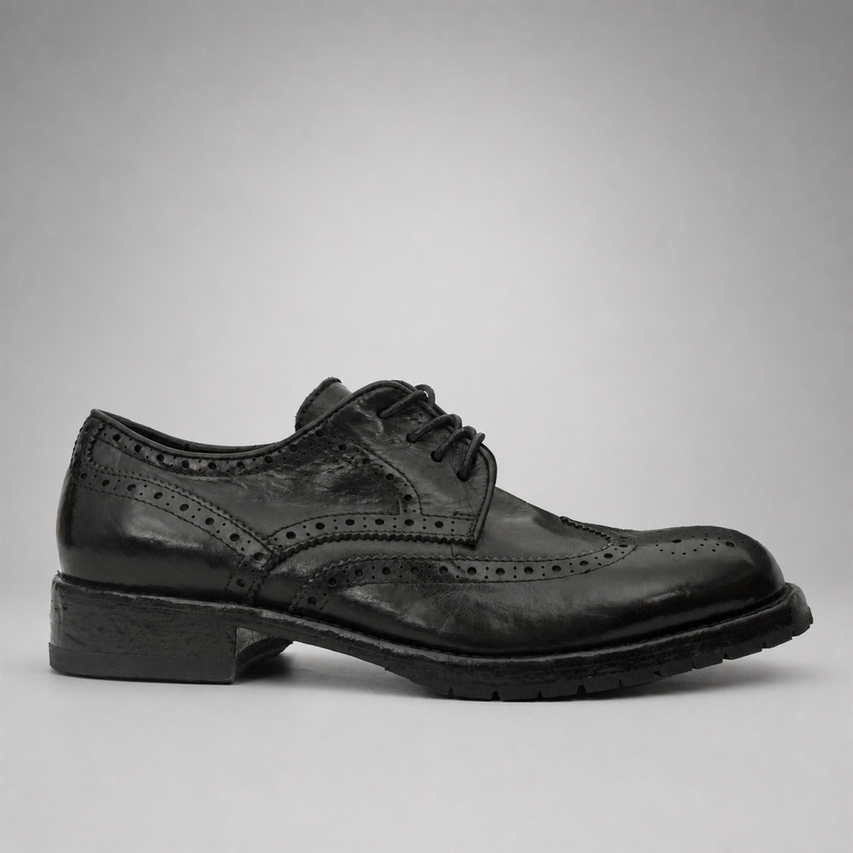 PASCH Ashford Washed & Dyed Wingtip Derby in Black, side view