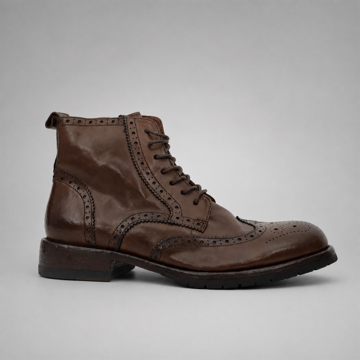 PASCH Alder wingtip boot in coffee brown water-washed leather