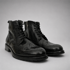 PASCH Alder wingtip boot in black water-washed leather
