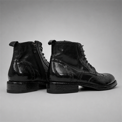 PASCH Alder wingtip boot in black water-washed leather