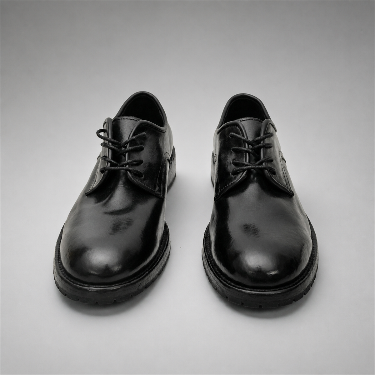 PASCH Harcourt Plain-Toe Derby in Black Water-Washed Leather