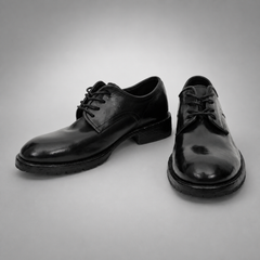PASCH Harcourt Plain-Toe Derby in Black Water-Washed Leather