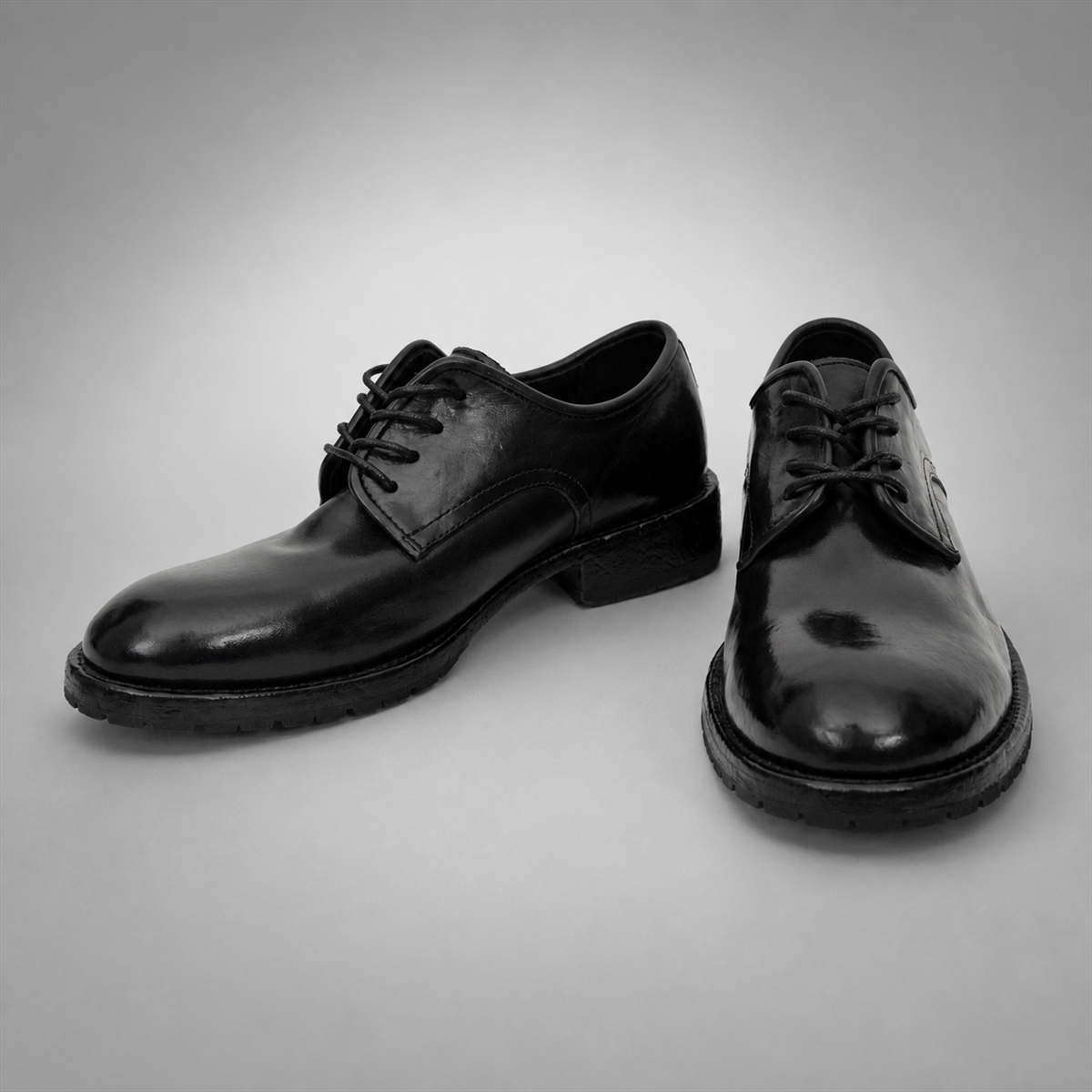 PASCH Harcourt Plain-Toe Derby in Black Water-Washed Leather