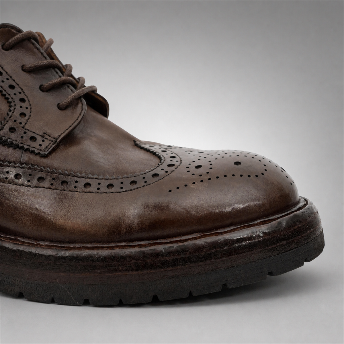 PASCH Kingsley Wingtip Derby in Coffee Brown Water-Washed Leather
