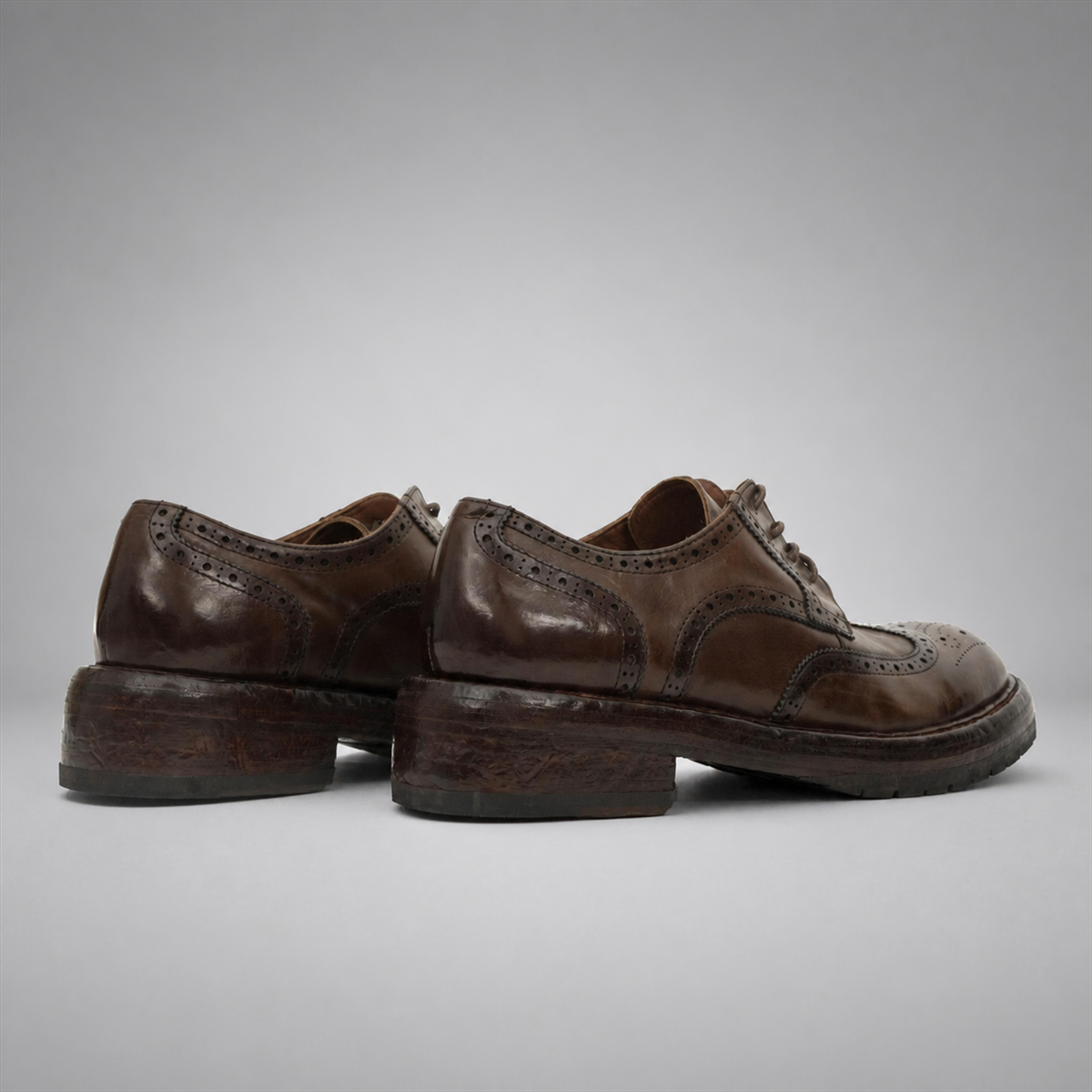 PASCH Kingsley Wingtip Derby in Coffee Brown Water-Washed Leather