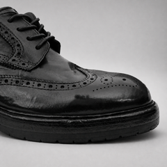 PASCH Kingsley Wingtip Derby in Black Water-Washed Leather