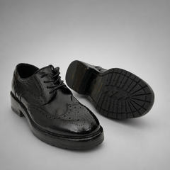 PASCH Kingsley Wingtip Derby in Black Water-Washed Leather