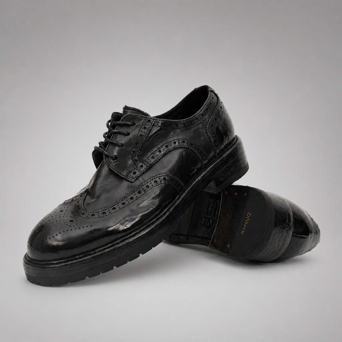 PASCH Kingsley Wingtip Derby in Black Water-Washed Leather