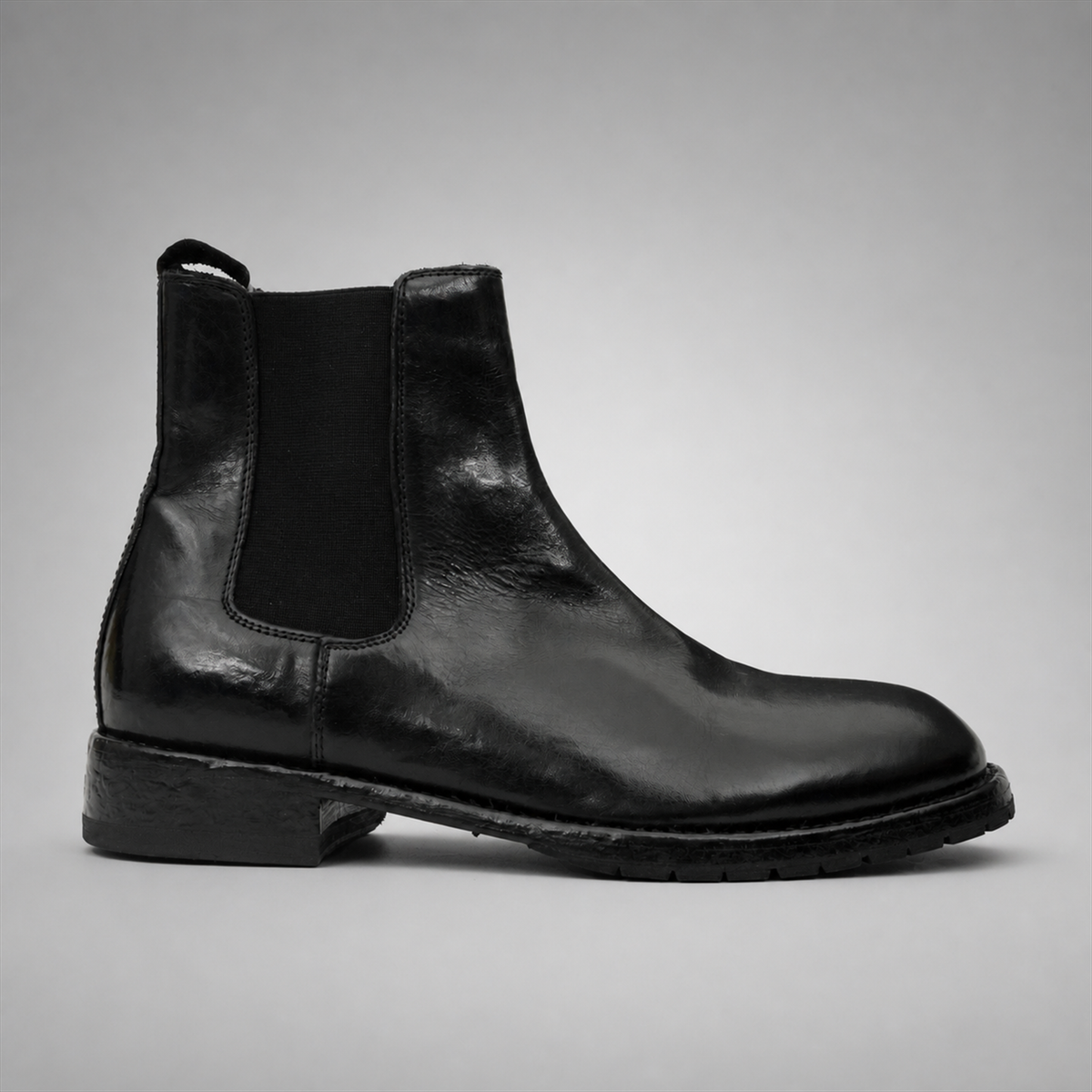 PASCH Regent Chelsea boot in black water-washed leather