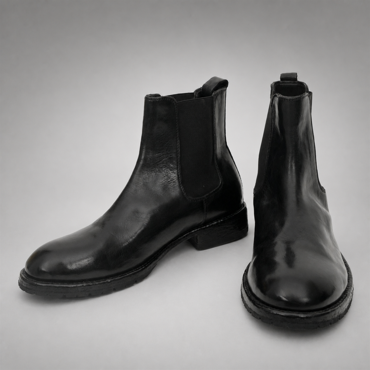 PASCH Regent Chelsea boot in black water-washed leather