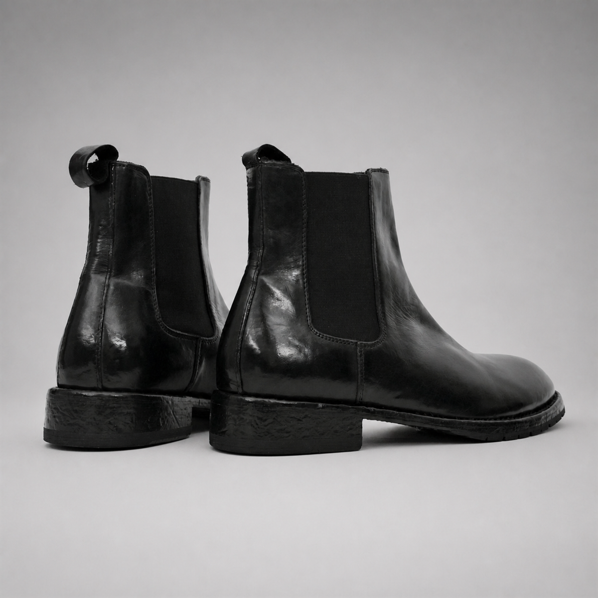 PASCH Regent Chelsea boot in black water-washed leather