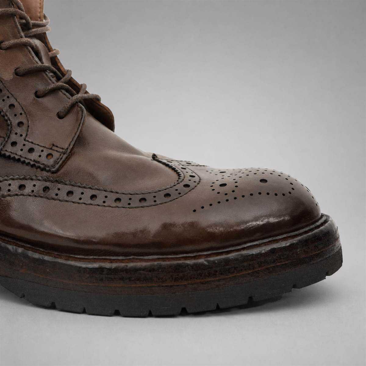 PASCH Beaumont Wingtip Boot in Coffee Brown Water-Washed Leather
