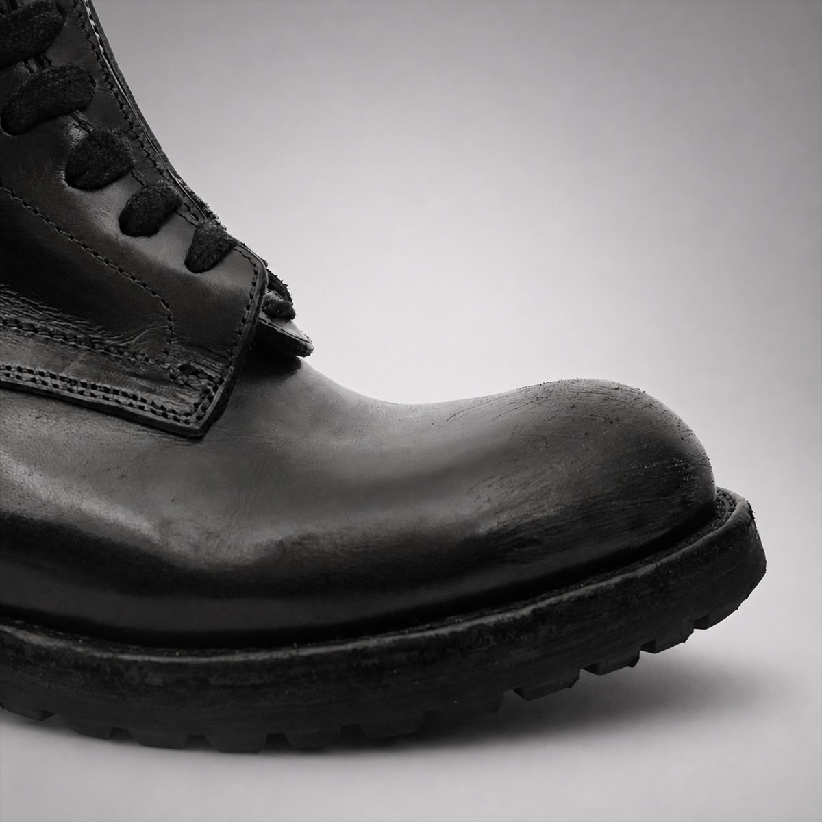PASCH Atlas Plain-Toe Service Boot in Black Leather
