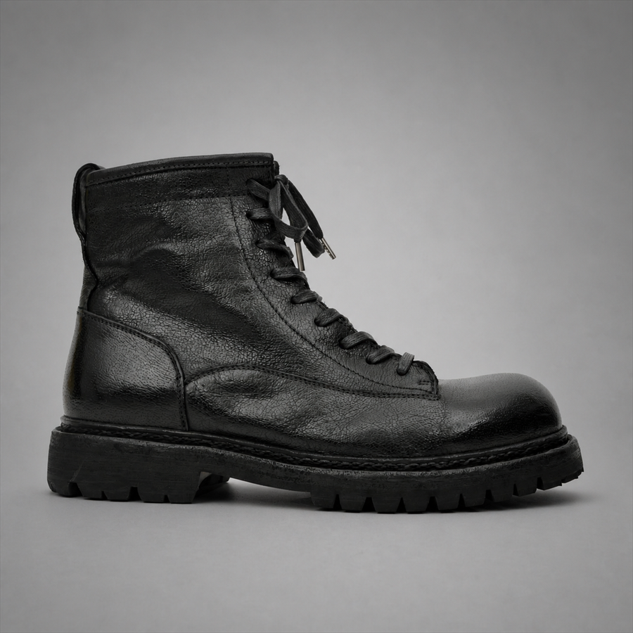 PASCH Timberline Lace-Up Boot in Black Leather, side view