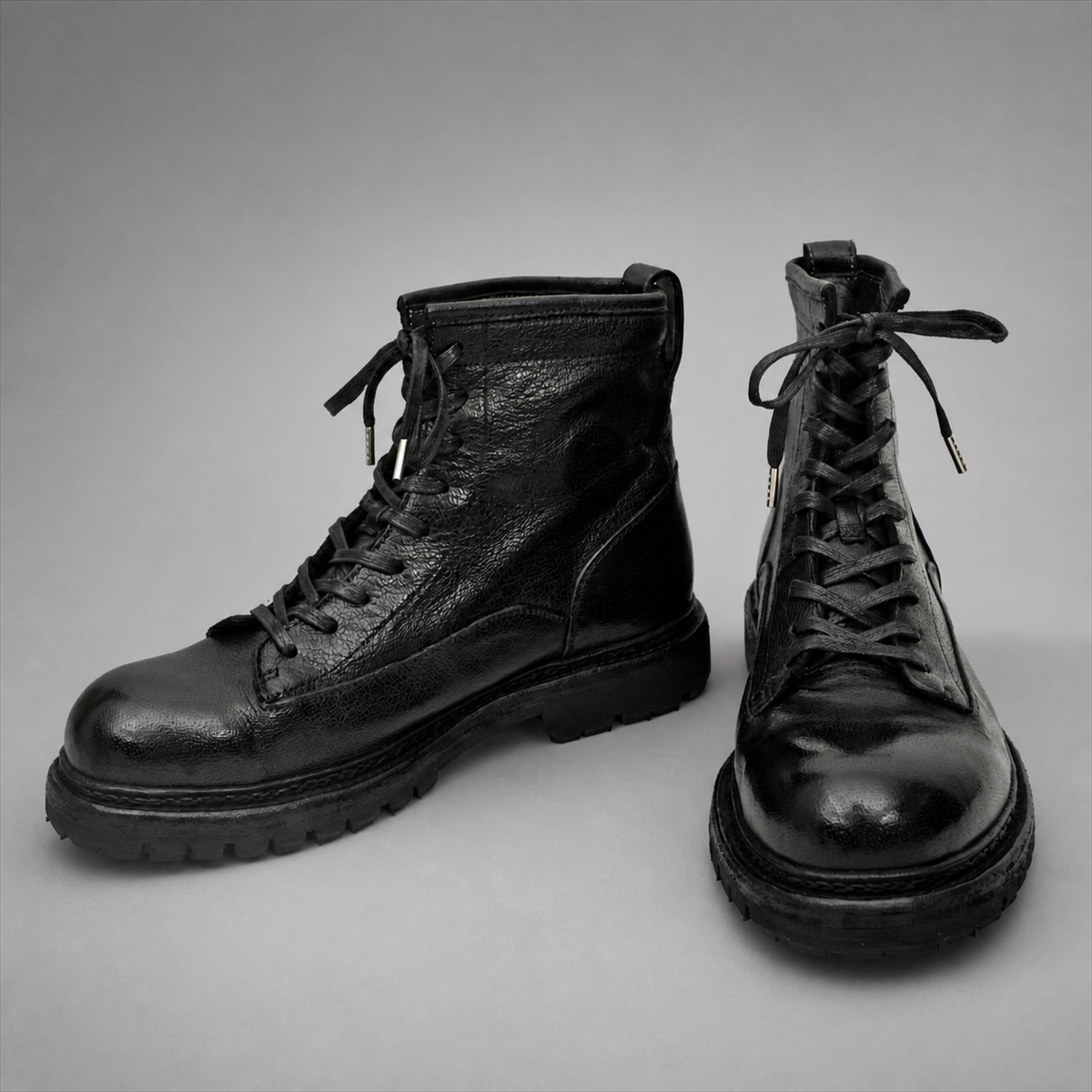 PASCH Timberline Lace-Up Boot in Black Leather