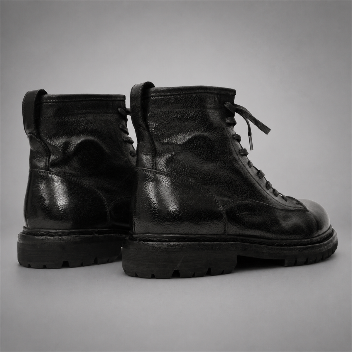 PASCH Timberline Lace-Up Boot in Black Leather