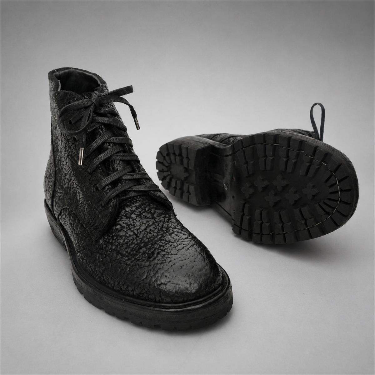 PASCH Blackthorn Textured Service Boot in Black Leather