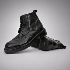 PASCH Beaumont Wingtip Boot in Black Water-Washed Leather
