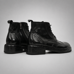 PASCH Beaumont Wingtip Boot in Black Water-Washed Leather