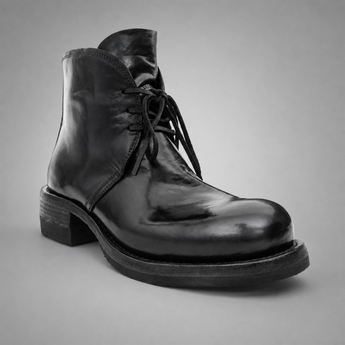 PASCH Mercer Plain-Toe Chukka Boot in Black Shell Cordovan