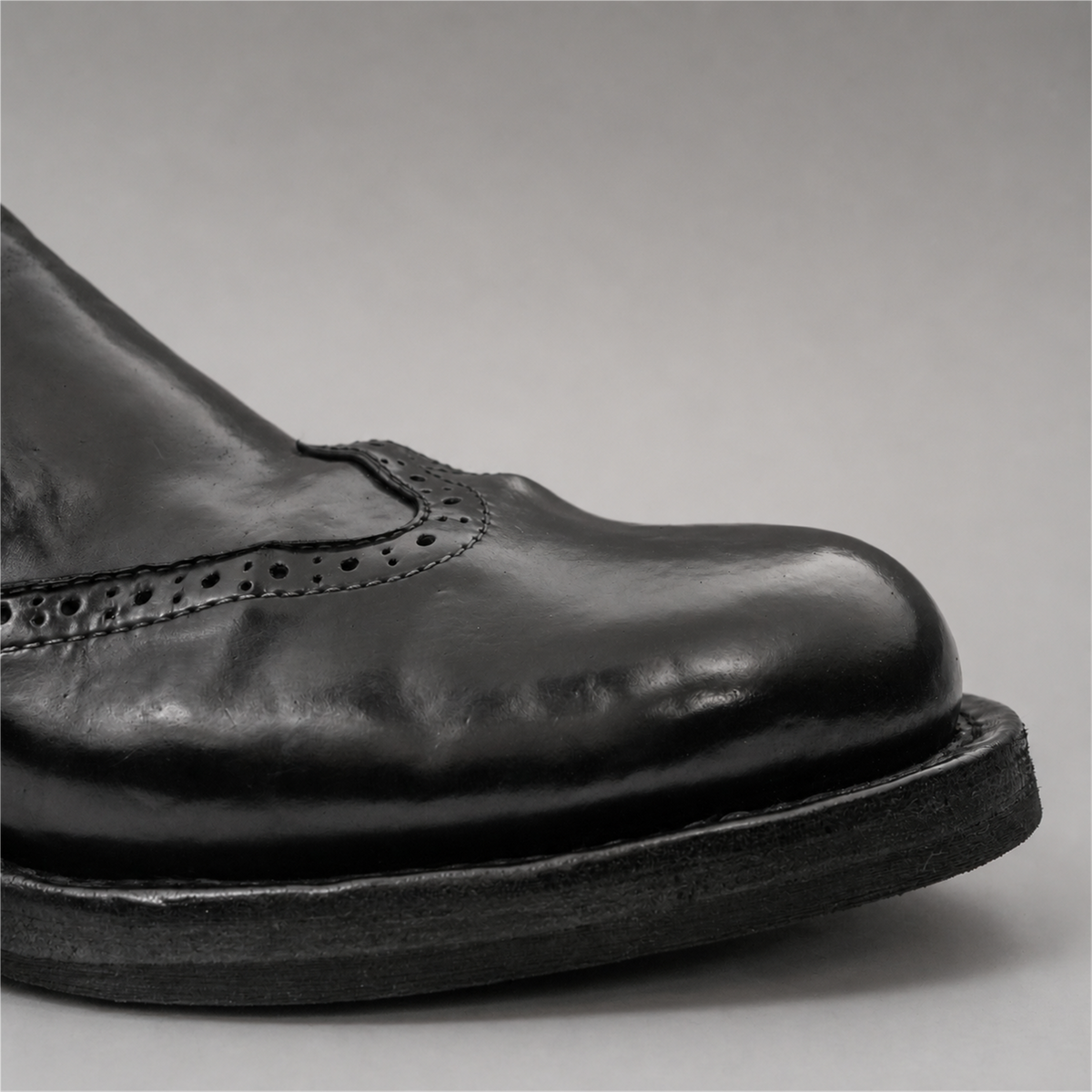 PASCH Rivington Elastic-Side Brogue Shoe in Black Shell Cordovan