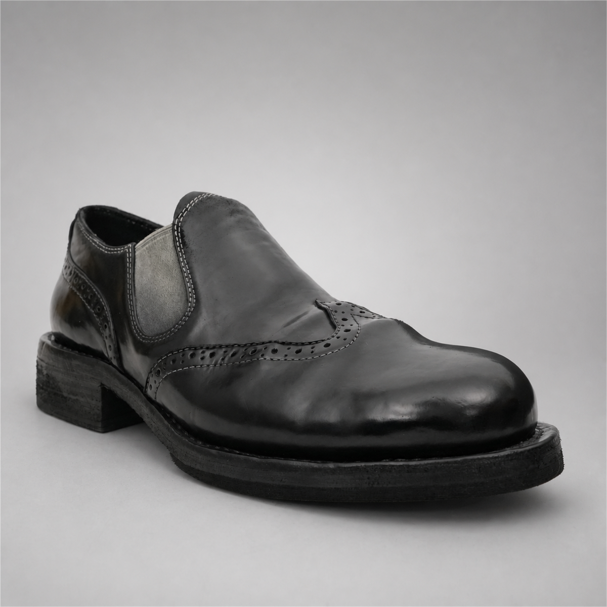 PASCH Rivington Elastic-Side Brogue Shoe in Black Shell Cordovan