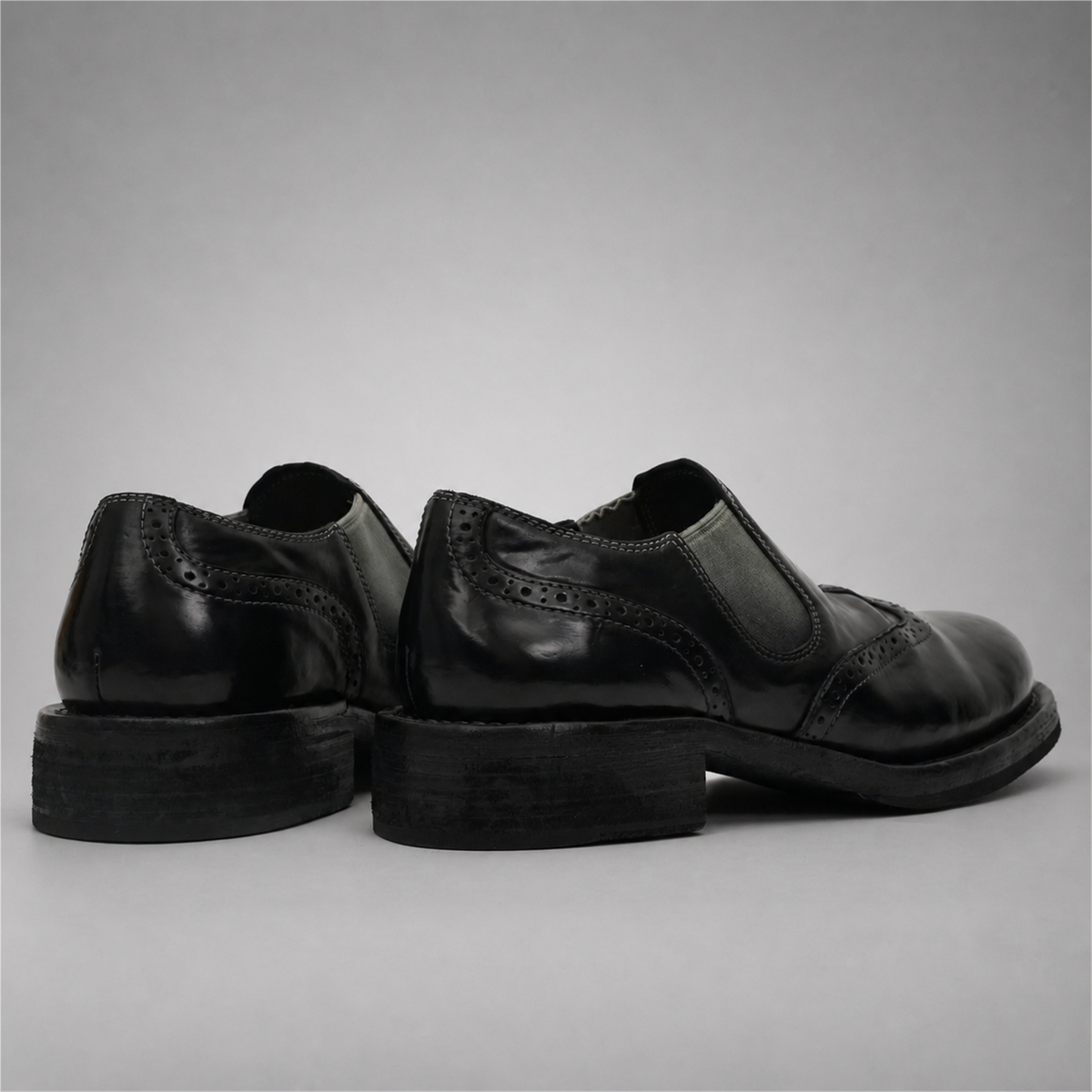 PASCH Rivington Elastic-Side Brogue Shoe in Black Shell Cordovan